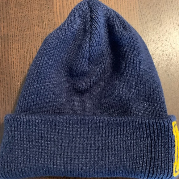 Tommy Hilfiger blue hat size L in very good condition - Picture 3 of 3